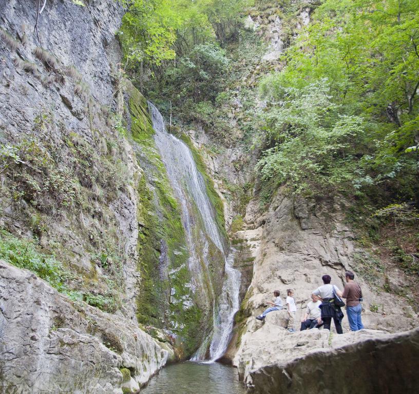 Family Hotel Teteven Dış mekan fotoğraf