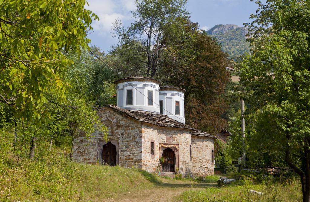 Family Hotel Teteven Dış mekan fotoğraf
