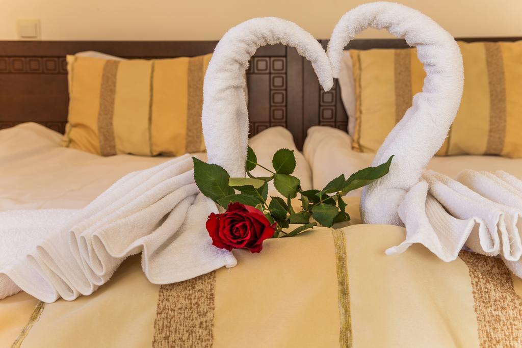 Family Hotel Teteven Dış mekan fotoğraf