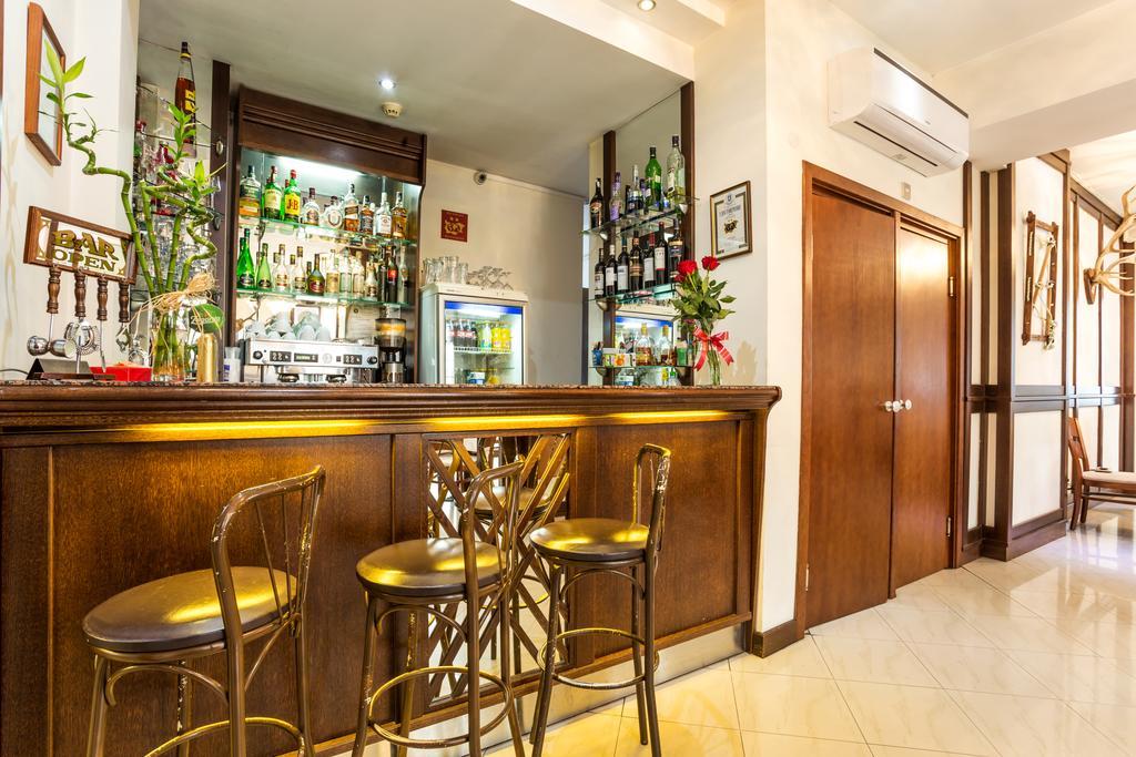 Family Hotel Teteven Dış mekan fotoğraf